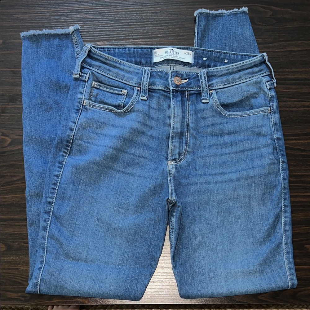 Hollister Women's Classic Blue Ankle Jeans